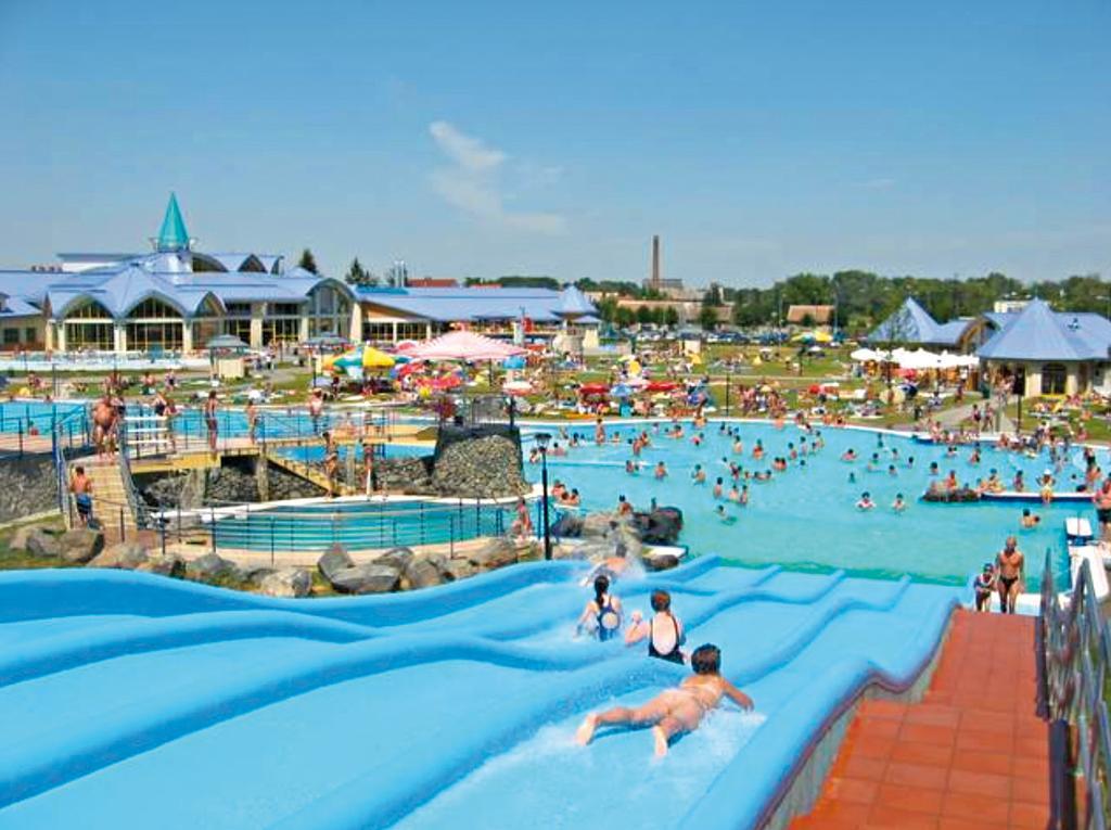 Makfa Vendeghaz Hotel Vasvar Exterior photo